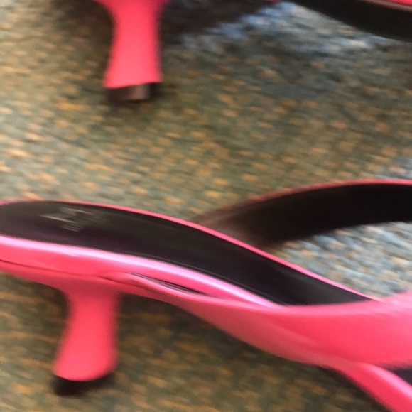 Marc Fisher LTD DAHILA HEELED THONG SANDAL 8 - Picture 5 of 7